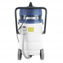 Heavy Duty Wet & Dry Commercial Vacuum - Capacity of 22.5 gal (85 L) - 2 Motors - Electrical Outlet - 8' Hose - Plastic and Aluminum Wands - Brushes and Accessories Included - IPS ASDO07433