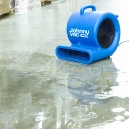 Ventilateur de plancher / souffleur -  Johnny Vac - diamètre ventilateur 25 cm - 3 vitesses - avec poignée - barre d'alimentation électrique intégrée - bleu