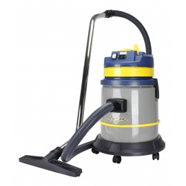 Wet & Dry Commercial Vacuum JV315 from Johnny Vac - 7.5 gal 1250 W - Used
