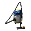 Commercial Vacuum Johnny Vac - Tank Capacity of 4 gal (15 L) - Accessories and Paper Bag Included - Integrated Electrical Outlet - 1000 W Motor - Swivel Casters